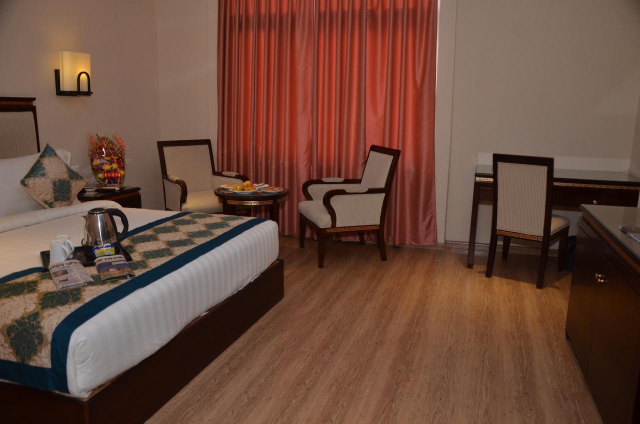Royal Inn Nawalgarh Exteriör bild